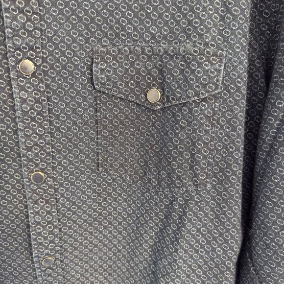 👔 Express Men's Long Sleeve Snap-Front Shirt - Picture 2 of 5